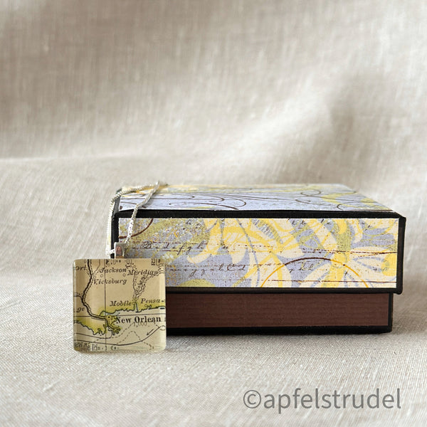 New Orleans, Louisiana Glass Pendant - Square 1897 Map Pendant